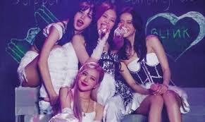 With blackpink, jennie kim, jisoo kim, lalisa manoban. Blackpink Announces Blackpink The Movie Coming This August