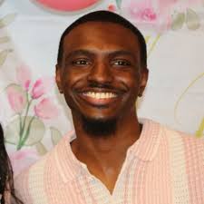 Mia Huynh (@miahwin)