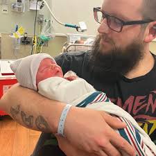 Right I'm new to this whole pc thing earlier was at 220fps I went out came  back put the game