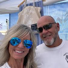 Michelle Wicks (@nauti.livin.coastal.apparel) • Instagram photos and videos