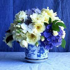 Beautiful Hydrangea Flower Arrangement Ideas 24 Hydrangea Flower Arrangements White Floral Arrangements Beautiful Flower Arrangements