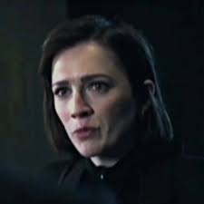 Imagine your bf almost dies and you just say, “you absolute twat.”  #tauntheart #youseason4 #kategalvin