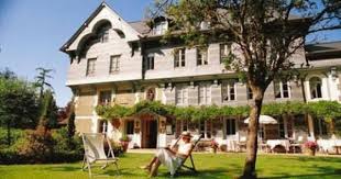 La Ferme St Simeon In Honfleur Fr Is One Of The Most Delightful Spots I Ve Visited The Impressionists Used To Paint Here And Hotel Honfleur Honfleur Hotel