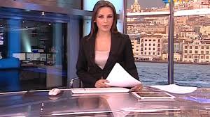 Maybe you would like to learn more about one of these? Burcu Kaya Koc Mini Etek Ve Yuksek Topuk Ntv By Efkan Ayvaz