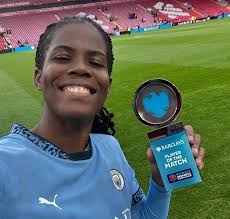 Bunny Shaw Fires Manchester City Women to Dominant 4-0 Victory Over  Liverpool
