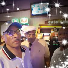 Who played for the 97th street bulldogs team?