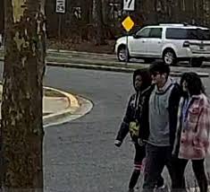 Does anyone know about trash or recycling today? No one