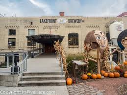 Apparel and accessories for molson coors beer brands including leinenkugels and miller. Midwest Weekend Getaway The Perfect Long Weekend In Milwaukee It S Five O Clock Here