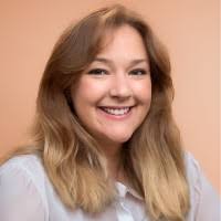 Nikki Clarke (She/her)