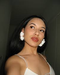 📸 @dinh_henry 👗 @t.arystyles Swipe to see what I did yesterday 😊. 1)  Professional leadership program marketing plan presentation to the board of  Directors at Andrews distributing with @lauralovelie 2) Business Ambassador