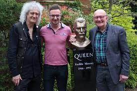 Guys, i am so sorry i had to reupload this video because it was blocked worldwide by a company named belive music who claimed they own the audiovisual. Uk Made Freddie Mercury Bust 1m Win For Queen Charity Gov Uk