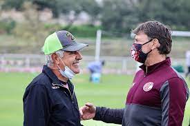 Consultado el 5 de junio de 2021. Former Fc Juarez Stars Excited For New Head Coach Tuca Ferretti