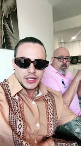 Apoya a Carlos Rafael, autor de un libro de espionaje