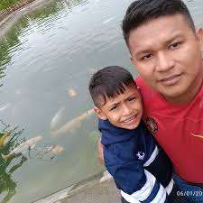 César Flores (@csar.flores08)