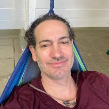 What is the cheapest way to get to Thailand from Omaha?