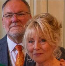 Can anyone recommend a reliable company to remove and relay a very small  patio in West Kirby? Thanks