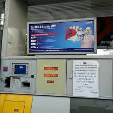 Jadi lepas ni tak perlu lagi nak beratur panjang untuk buat kad pengenalan baru. Petron Bandar Baru Nilai Gas Station
