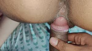 Indian desi lovers start full hard Hindi sex video inside the bus