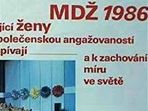 Dárek ruské armády k mdž: Mezinarodni Den Zen To Jsou U Nas Rude Karafiaty A Spatna Poezie Idnes Cz