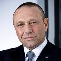 Kay Seibert's Instagram, Twitter & Facebook