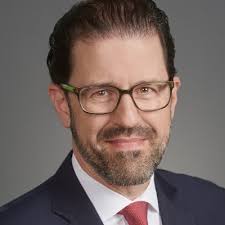 A pleasure to cook dinner for the extended Timmer family, including my mom  who taught me how to cook! 👨‍🍳