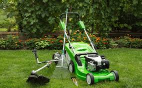 Whether you take a diy approach or bring in the experts, maintaining your lawn requires a range of tasks. About My Experienced Lawn Mowing Services In Danville Il 61832