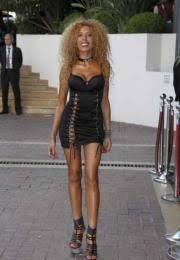 Et entre ceux qui s'amusent de ses prises de paroles et ceux qui s'en agacent, matthieu delormeau a fait son choix. Afida Turner