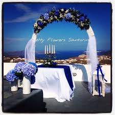 Black And White Wedding Arch Decorations Navy Theme Dark And Light Blue Hydrangea Dark Blue Roses And White Lilies Decorate The Arch The Vases Blue Themed Wedding Arch Decoration Wedding Wedding