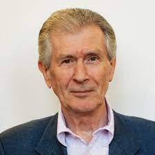 Janine Paddock's Instagram, Twitter & Facebook