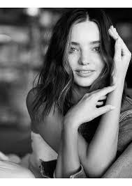 Avril Alexander's Instagram, Twitter & Facebook