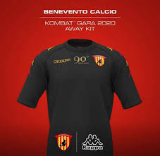 Nessun segno o abbonamento serie a e il logo serie a sono diritti di proprietà della lega nazionale professionisti serie a. Benevento Ecco Le Immagini Delle Nuove Maglie Da Gioco Degli Stregoni