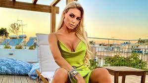 Tvpersonality owner of @alexandras__boutique lifestyle&travelling ✈️ mysong papi ft @kingsofficial sociologist mommy of richie. Ale3andra Panagiwtaroy Zappit