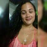 Amber Soares's Instagram, Twitter & Facebook