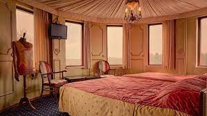 efteling hotel circus suite hotels badkamer met douche bubbelbad