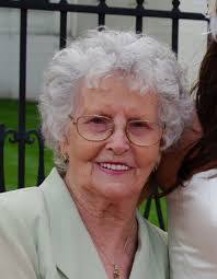 Elsie Capps's Instagram, Facebook & TikTok