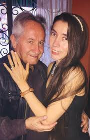 Maybe you would like to learn more about one of these? Quienes Son Los Hermanos De Gael Garcia Clase