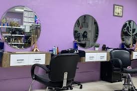 The dominican hair cuts are very cheap, and that is what makes this place the most sought after by many people. Top 20 Hair Salons Near You In Hallandale Beach Fl Find The Best Hair Salon For You