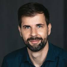 Dan Brunelle (@MadisonAvePR)