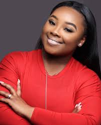 Vicky Abraham (@Vicky_SAbraham)