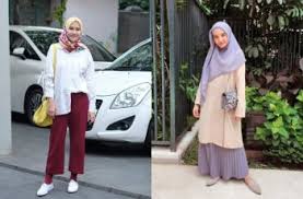 10 contoh baju muslim syar'i model. Banting Setir 5 Seleb Ini Sukses Jadi Desainer Kondang Matamata Com