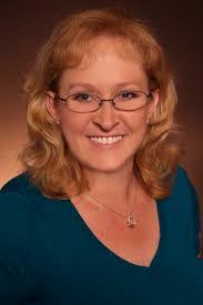 Alison Packard's Instagram, Twitter & Facebook