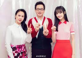 She rose to fame with her role as chu yu xun in meteor shower, becoming the youngest actress to be nominated for best actress at the china tv golden eagle award. Zheng Shuang S Father Revealed That Zhang Heng S Phone Was Full Of Indecent Movies Swearing The Best Scum Man Who Cheated On N Times Inews
