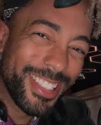 Gil Jackson's Instagram, Twitter & Facebook