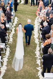 Long Veil Emotional Wedding Ceremony Wedding Ceremony Arch Wedding Ceremony D Yacht Wedd Wedding Ceremony Arch Yacht Wedding Bride And Groom Pictures