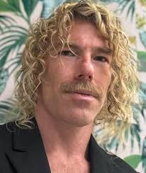 English language remake of 'Otto' improves