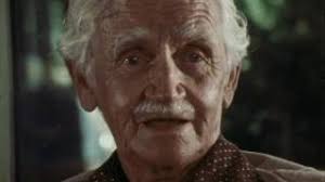 Watch: 'Orson Welles Talks With Roger Hill' video