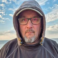 Who was forced to try and write right handed at school , I was . Middle  school hated lefties as lefties couldn't use fountain pens for jointed up  writing