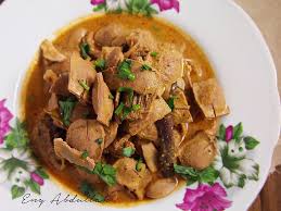 Selain itu, resepi di bawah ini juga sangat. Pernah Makan Kari Daging Petai