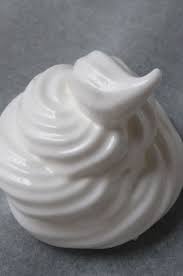 La Petite Meringue A La Francaise Inratable Meringue Petite Meringue Recette Meringue Facile