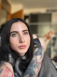 🟢 在線正在輸入...... 消息..